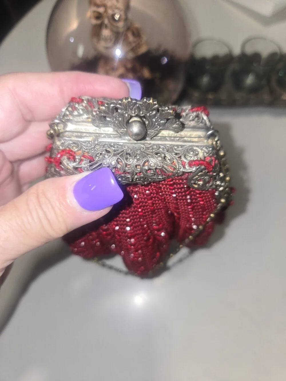 Vintage Red Beaded Purse. Excellent Condition. All Parts Work. No Rips Or Tears!